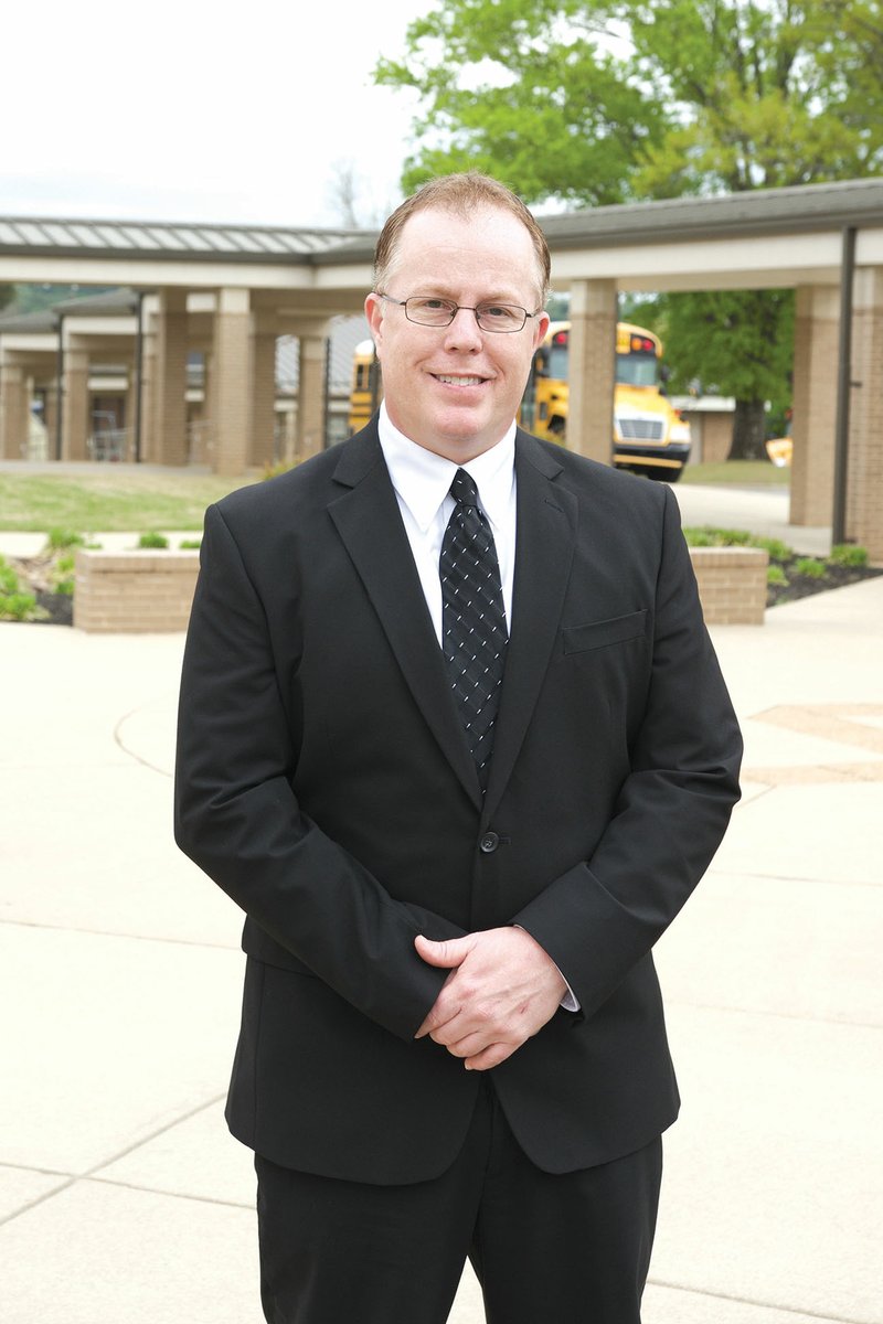 Gene Hodges has been selected as the next principal for Searcy High School. Hodges has been in education for 20 years and has spent the past three as principal at Ahlf Junior High School in Searcy.