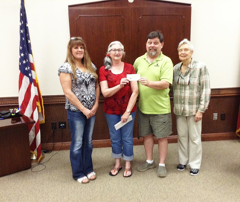 Owls give to animal shelter