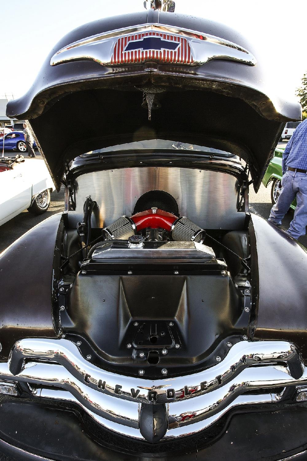 Motorhead madness Auto enthusiasts gather in North Little Rock once a month to show off their