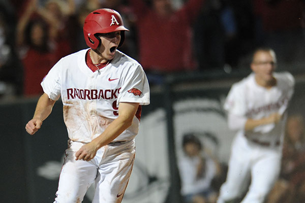 WholeHogSports - Vanderbilt rallies to set up national title