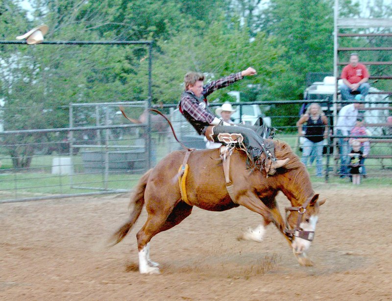 MARK HUMPHREY ENTERPRISE-LEADER/Mark Creeder, of Collinsville, Okla., earned 72 points out of the gate to win Thursday&#8217;s bareback riding competition at the 64th annual Lincoln Rodeo.