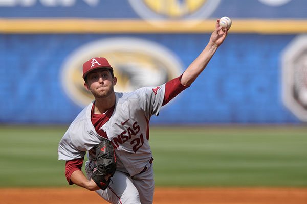 Arkansas pitcher Kacey Murphy throws during an SEC Tournament game against Florida on Saturday, May 27, 2016, in Hoover, Ala. 