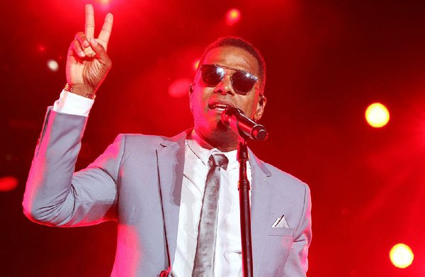 Grammy-winning R&B Singer Maxwell Performing In NLR