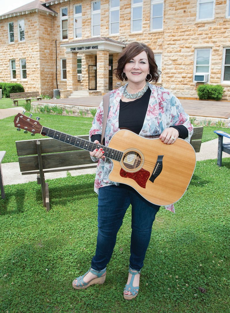 Pam Setser has been named Distinguished Citizen of the Year by the Mountain View Area Chamber of Commerce. She promotes her community through her music, performing at the Stone County Courthouse and other venues throughout the area. She also promotes her community through her job and various organizations that she supports.