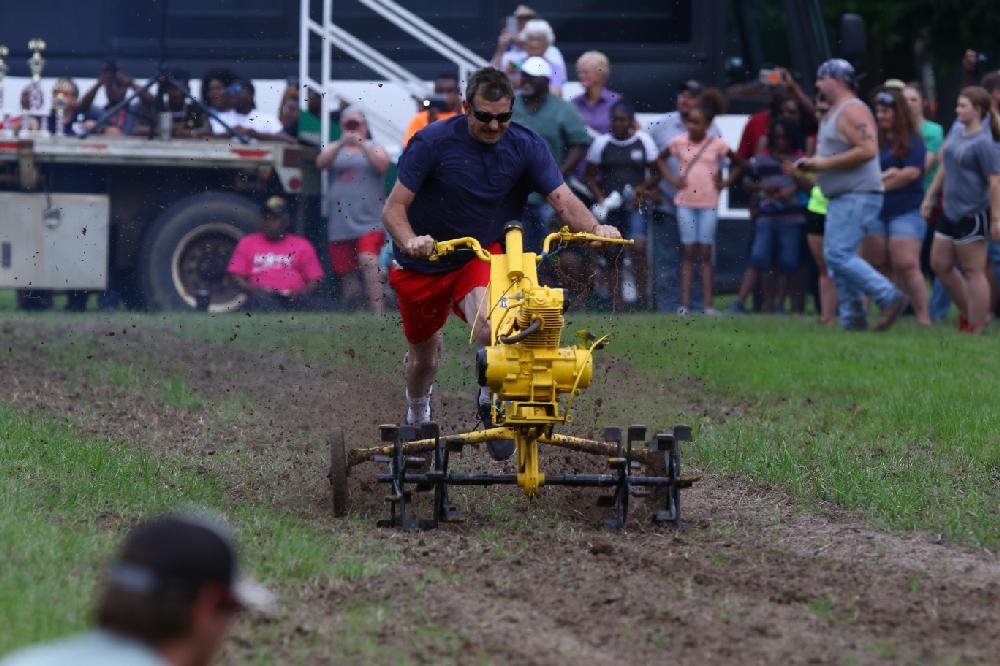 World Championship Rotary Tiller Race The Arkansas DemocratGazette