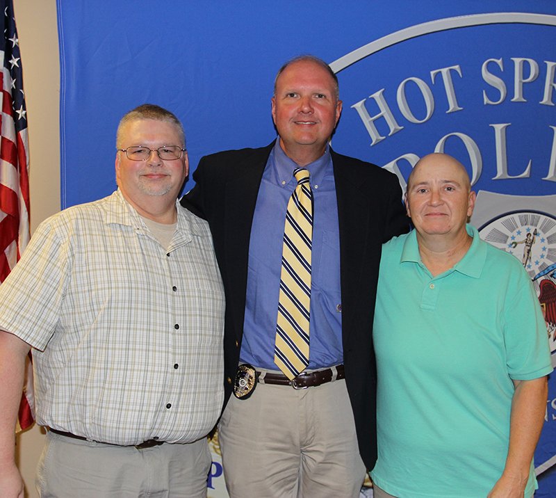 Veteran officers retire | Hot Springs Sentinel Record