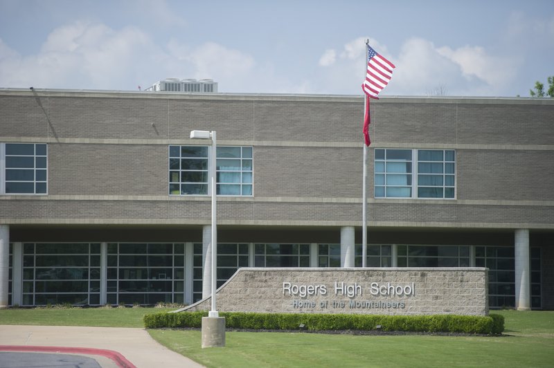 NWA Democrat-Gazette/ANTHONY REYES Rogers High School