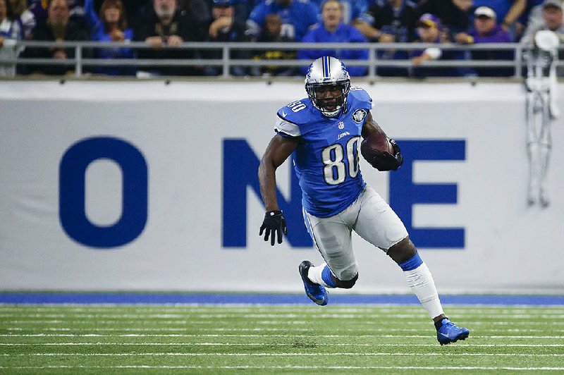 The Buffalo Bills added a veteran receiver Monday in Anquan Boldin, a veteran who played in Super Bowls with Baltimore and Arizona, to a young and untested group of receivers.