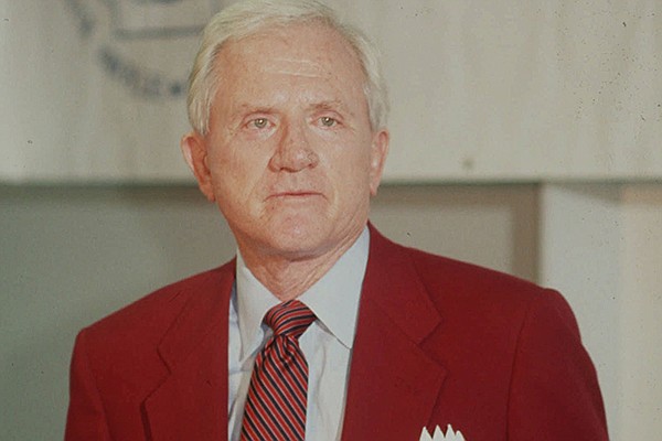 Timeline: Frank Broyles by the decades | Whole Hog Sports