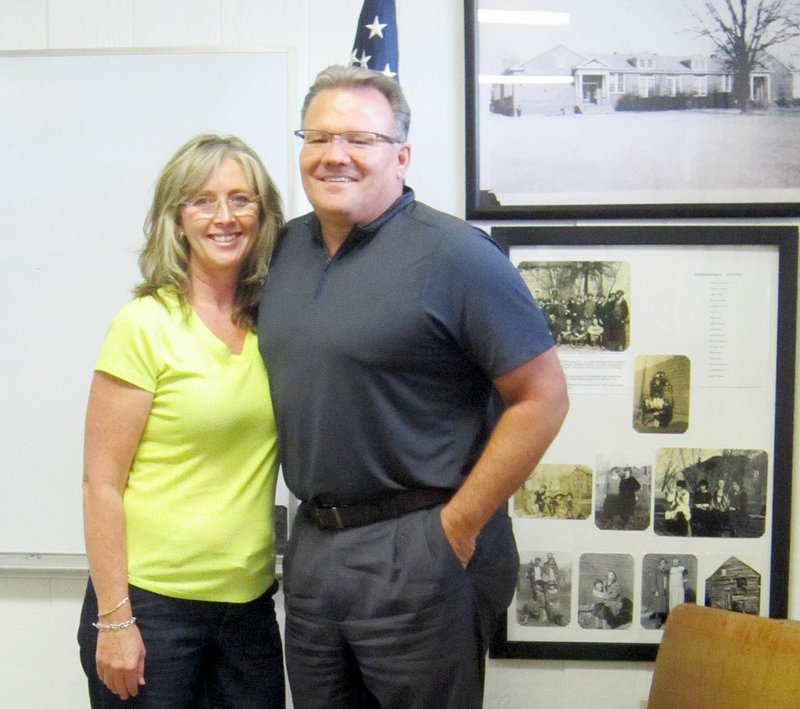 Photograph submitted Pea Ridge Lions Club president Brenda Henson introduced Pea Ridge school superintendent Rick Neal as the guest speaker at the Lions Club meeting recently.