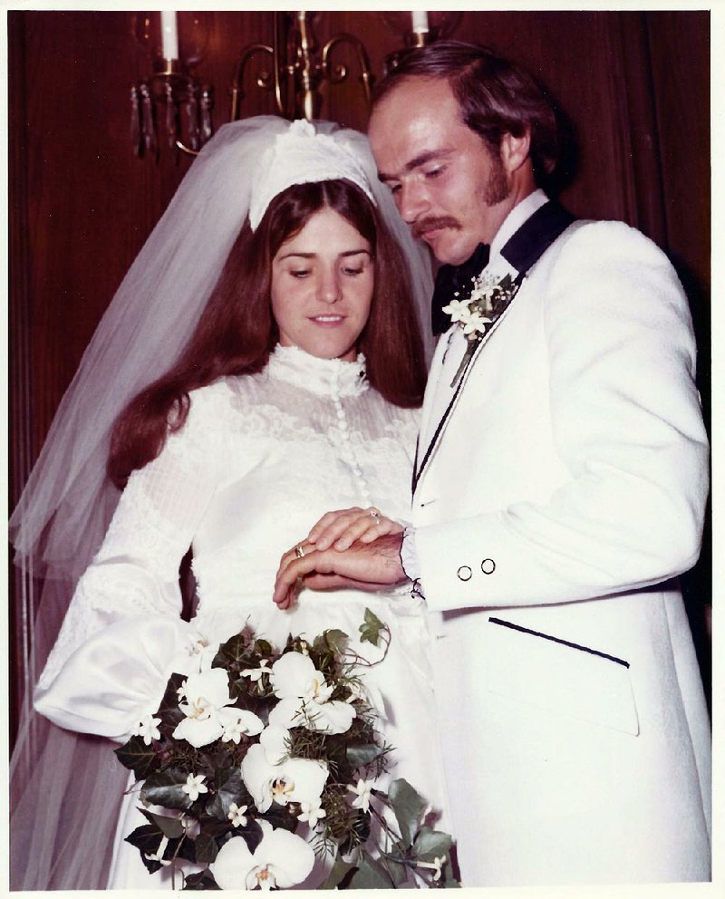 Jeff and Jeanne Meek were married on June 30, 1973. Jeff had admired Jeanne in biology class and danced with her in the student union, but she didn’t realize who he was until they had lunch in the cafeteria. 