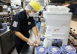 Inventor mechanized sushi to save rice | Northwest Arkansas