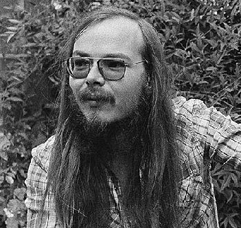 Walter Becker is shown in this Oct. 29, 1977, file photo