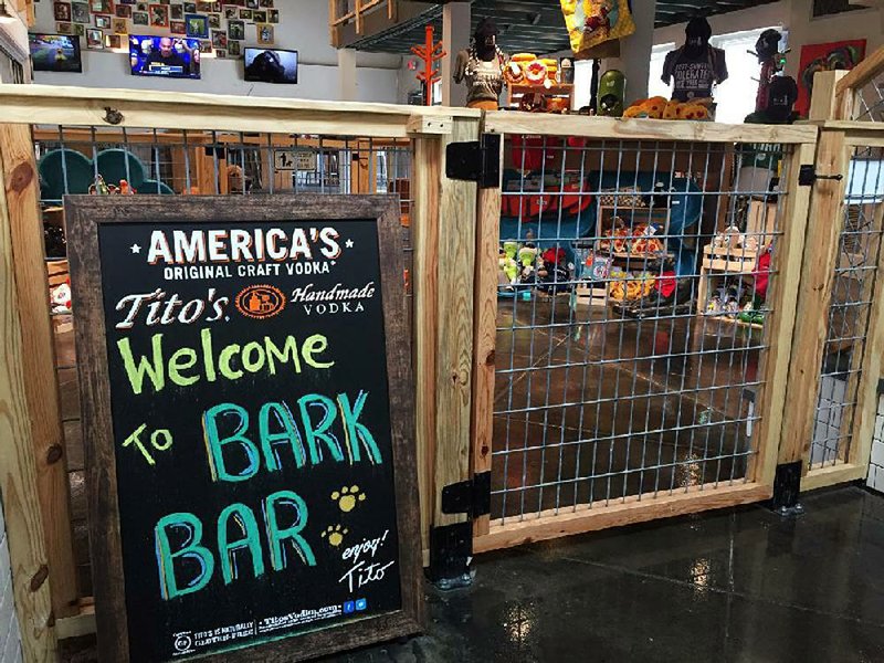 A double gate system keeps Bark Bar’s canine “members” where they’re supposed to be.