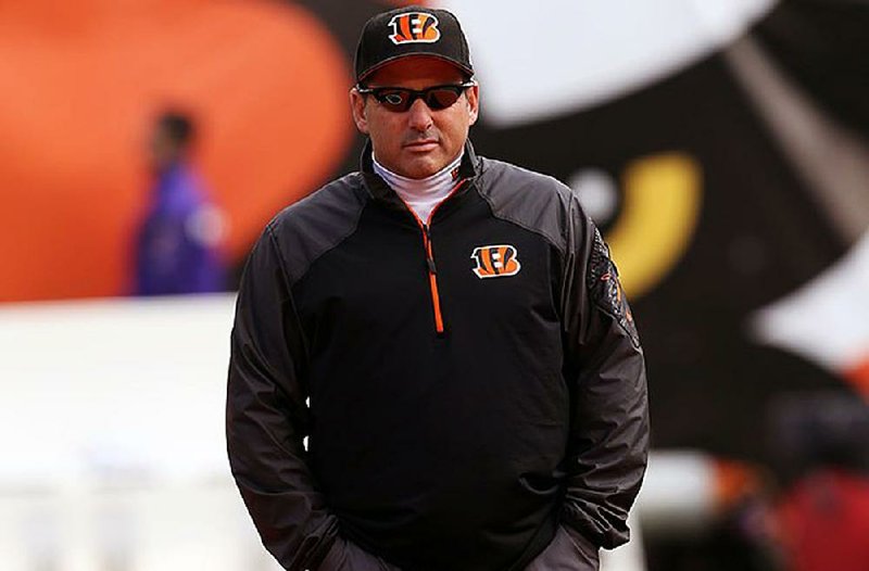 Bengals fire coordinator Ken Zampese after 0-2 start