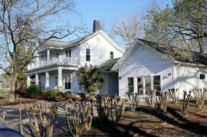 The Blake House at 301 NE Blake St. collapsed last week as it was being moved to construct a new foundation. The house was going to be part of a social and wellness club by a company supported by the Walton family. 