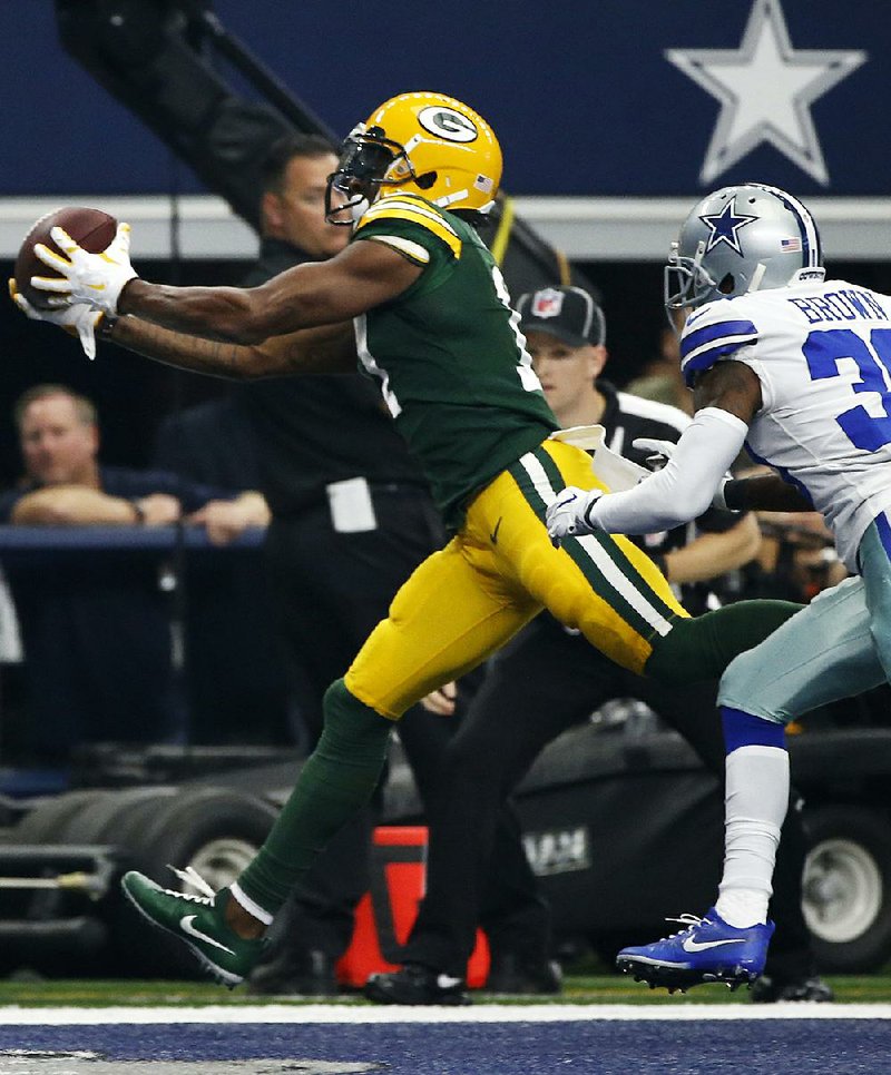 Green Bay Packers receiver Davante Adams caught two touchdown passes, including the game-winner with 11 seconds remaining as the Packers defeated the Dallas Cowboys 35-31 Sunday in Arlington, Texas. Last Thursday night, Adams was knocked out of the Packers’ game against the Chicago Bears.