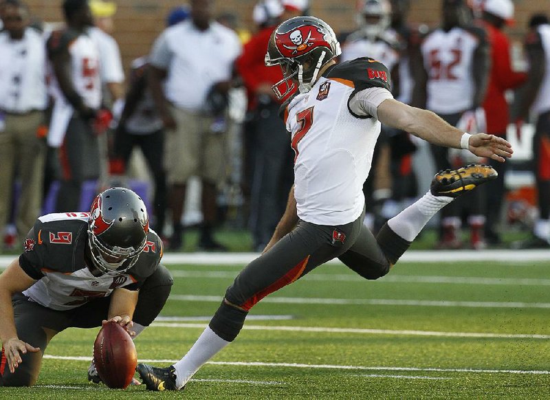 Kicker Patrick Murray has returned to the Tampa Bay Buccaneers’ roster and said consulting with a psychic has helped him “feel that positive energy.” 