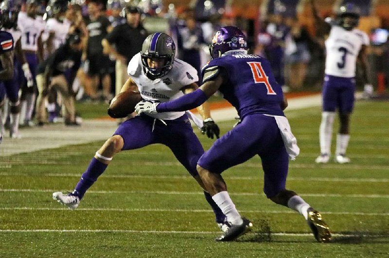 Central Arkansas wide receiver Roman Gordon caught 6 passes for 181 yards and 2 touchdowns in the Bears’ 45-17 victory over Northwestern (La.) State on Saturday night.