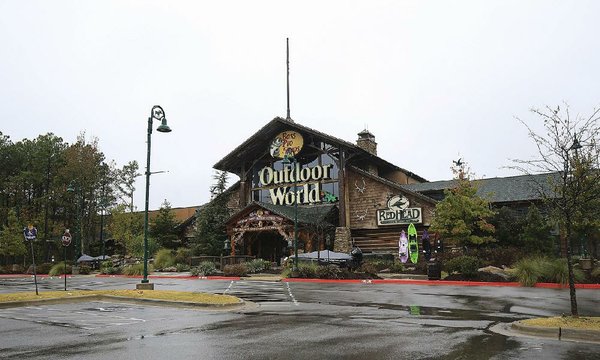 Company buys Little Rock Bass Pro store in $21.9 million deal; 'no