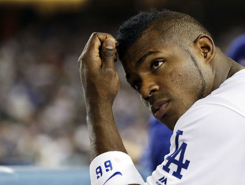 Things went from bad to worse for Los Angeles Dodgers outfi elder Yasiel Puig on Wednesday. After losing
to the Houston Astros in Game 7 of the World Series, Puig discovered his home had been burglarized.