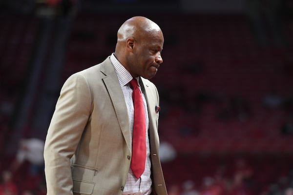 Arkansas coach Mike Anderson on the sideline in the 101-73 win over Bucknell Sunday Nov. 12, 2017 at Bud Walton Arena in Fayetteville. 