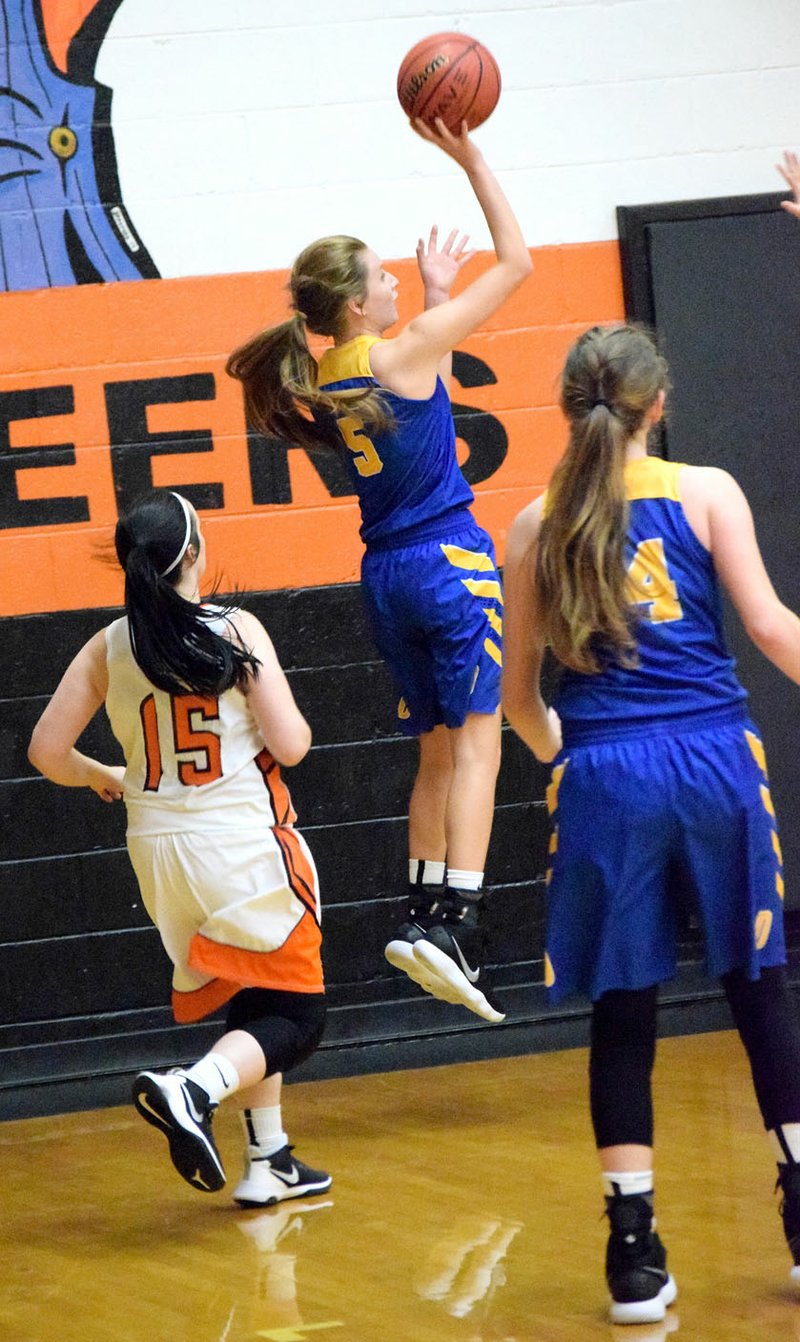 Photo by Mike Eckels Paige Vann (Decatur 5) went up for a one-handed layup during the second quarter of the Lady Bulldogs-Lady Engineers nonconference matchup at Engineers Gym in Watts, Okla., Nov. 14.