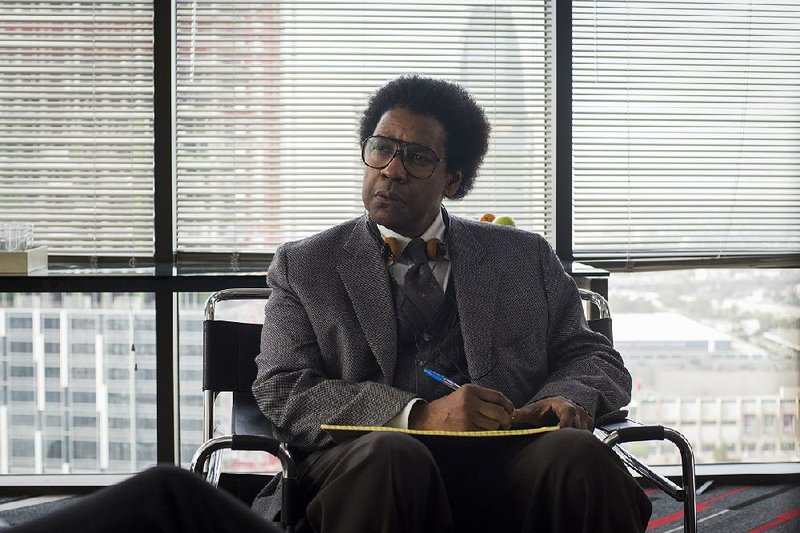 Denzel Washington takes on the role of a socially incompetent legal savant in Dan Gilroy’s Roman J. Israel, Esq.
