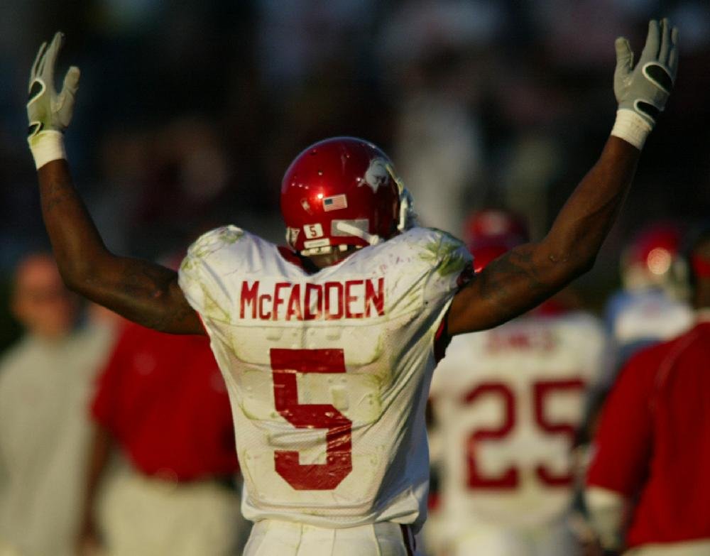 Ex-Hog Darren McFadden announces retirement from NFL