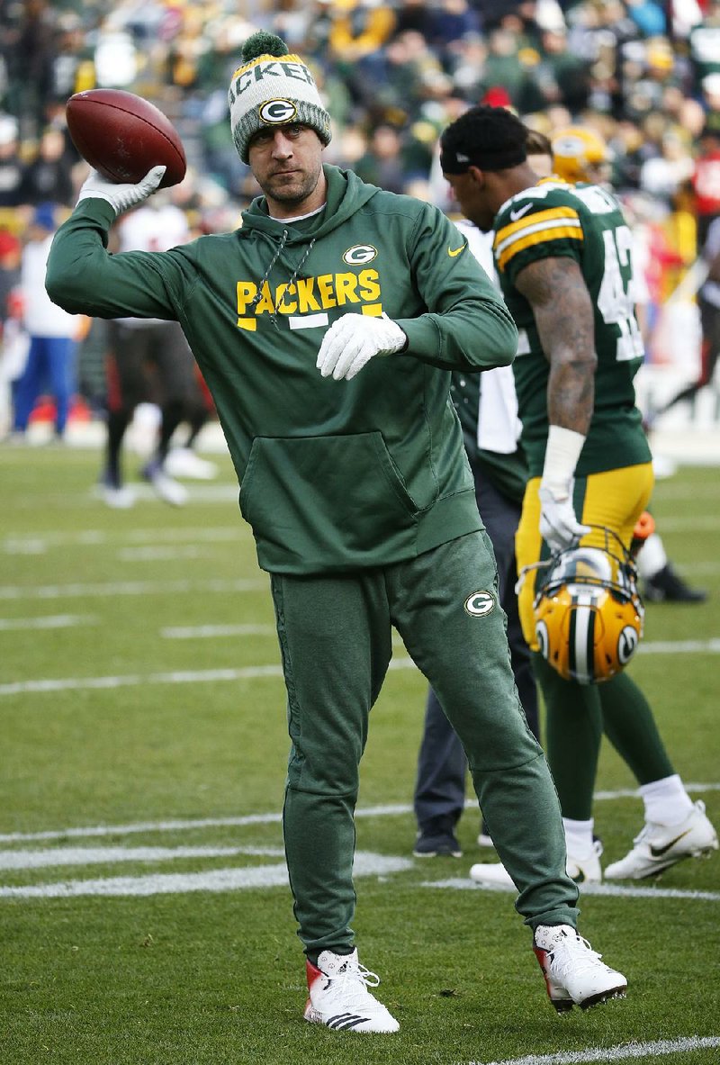 Green Bay Packers quarterback Aaron Rodgers announced on social media Tuesday night that he has been “medically cleared to return” to action after missing seven games with a broken right collarbone. 