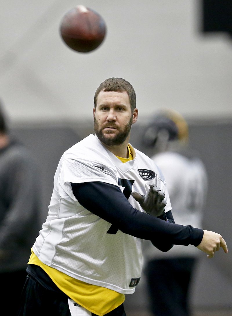Pittsburgh Steelers quarterback Ben Roethlisberger (7) passes in drills during an NFL football practice, Friday, Jan. 12, 2018, in Pittsburgh. The Steelers host the Jacksonville Jaguars in a divisional playoff on Sunday. (AP Photo/Keith Srakocic)