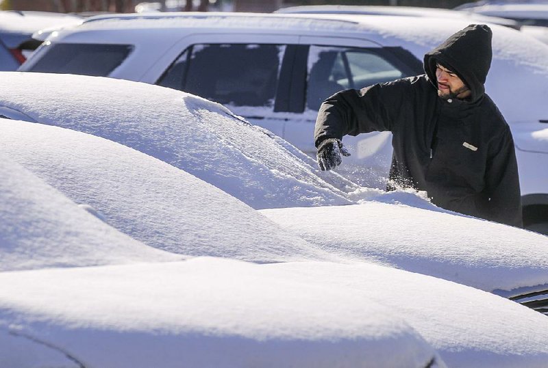 Little Rock Records Coldest Temperatures In Years Warming Thunderstorms In Weekend Forecast
