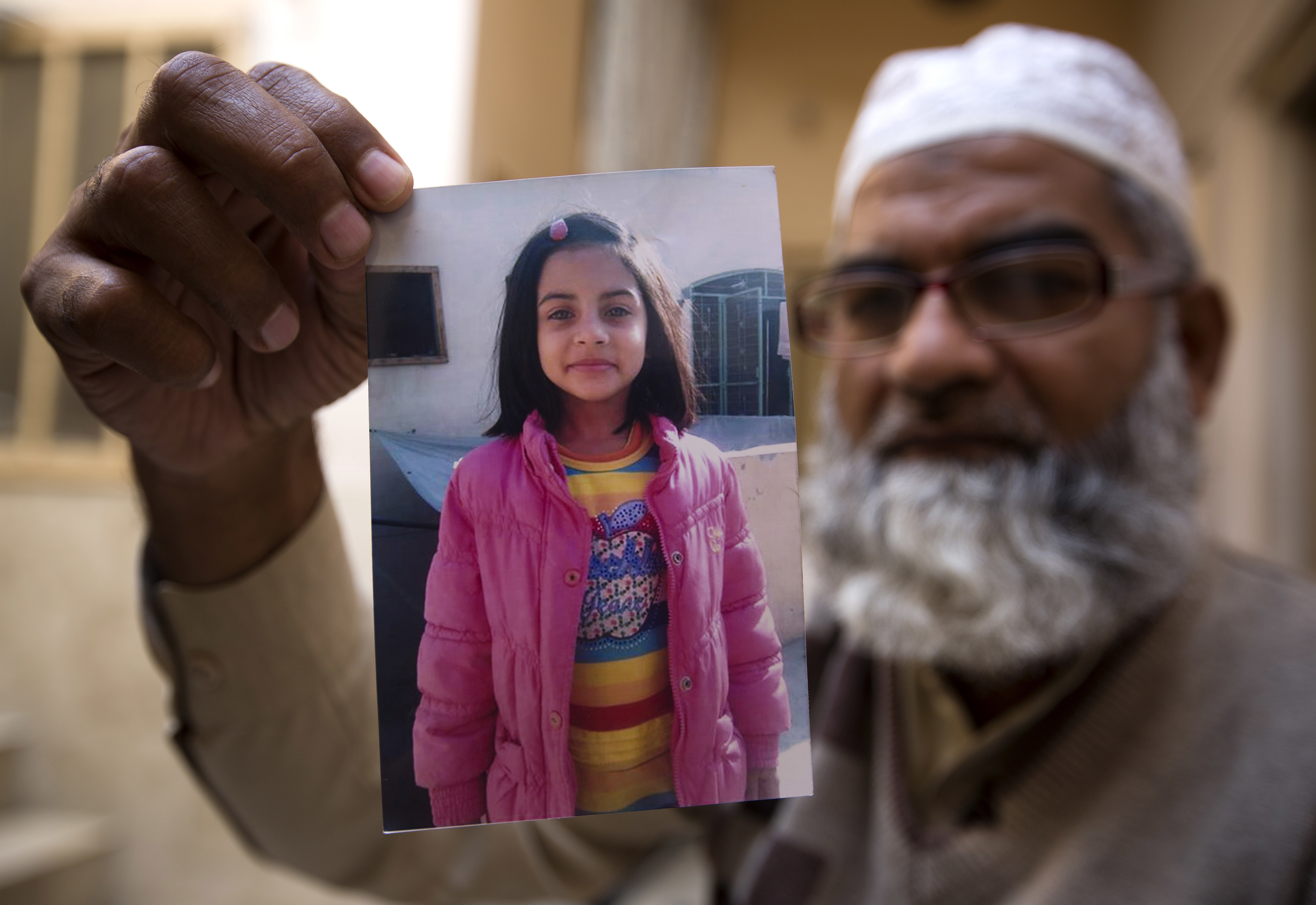 After girl's killing, Pakistani women speak out on abuse
