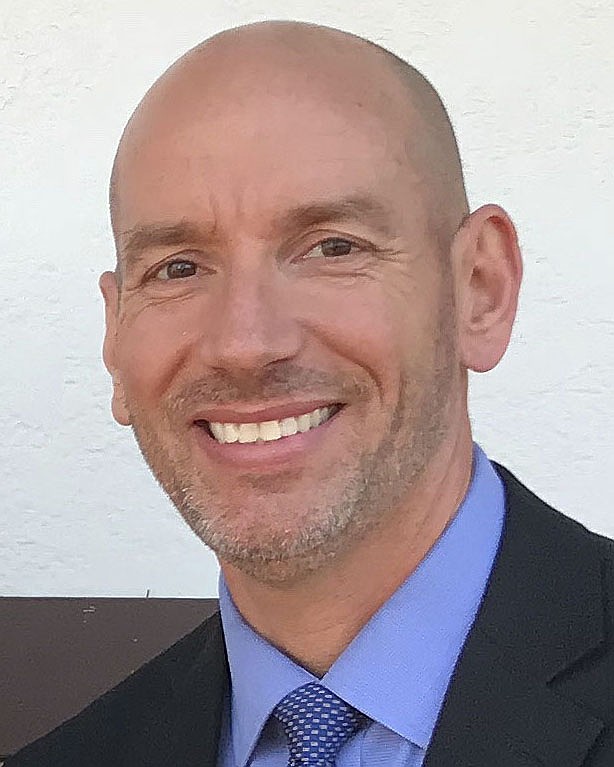 Washington County Circuit Court Clerk announces bid for another term