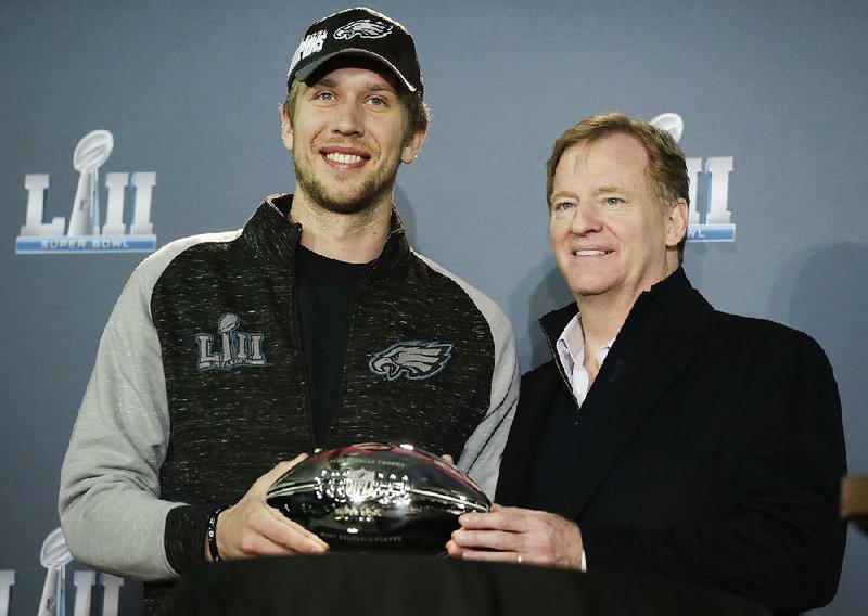 Door County connection is one reason to cheer for Eagles' Nick Foles