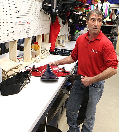 Valets get jockeys ready for race day | Hot Springs Sentinel Record