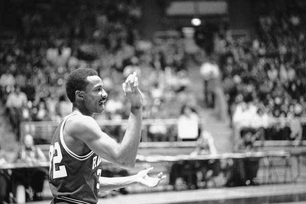 Arkansas' Sidney Moncrief gets ready to welcome one of his teammates during introductions Saturday, Feb. 11, 1978, in Fort Worth, Texas, before the Razorbacks pulled off another victory, beating TCU 77-57. (AP Photo)

