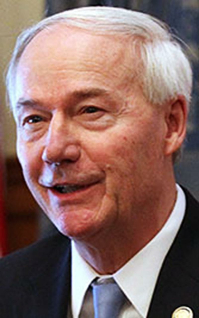 Arkansas Democrat-Gazette/THOMAS METTHE -- 1/3/2018--
Governor Asa Hutchinson (left) talks about shrinking Medicare costs on Thursday, Jan. 4, 2018, at the State Capitol in Little Rock. 