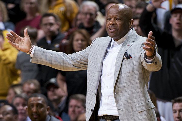 Arkansas head coach Mike Anderson questions a call during the second half of an NCAA college basketball game against Missouri Saturday, March 3, 2018, in Columbia, Mo. Missouri won the game 77-67. (AP Photo/L.G. Patterson)

