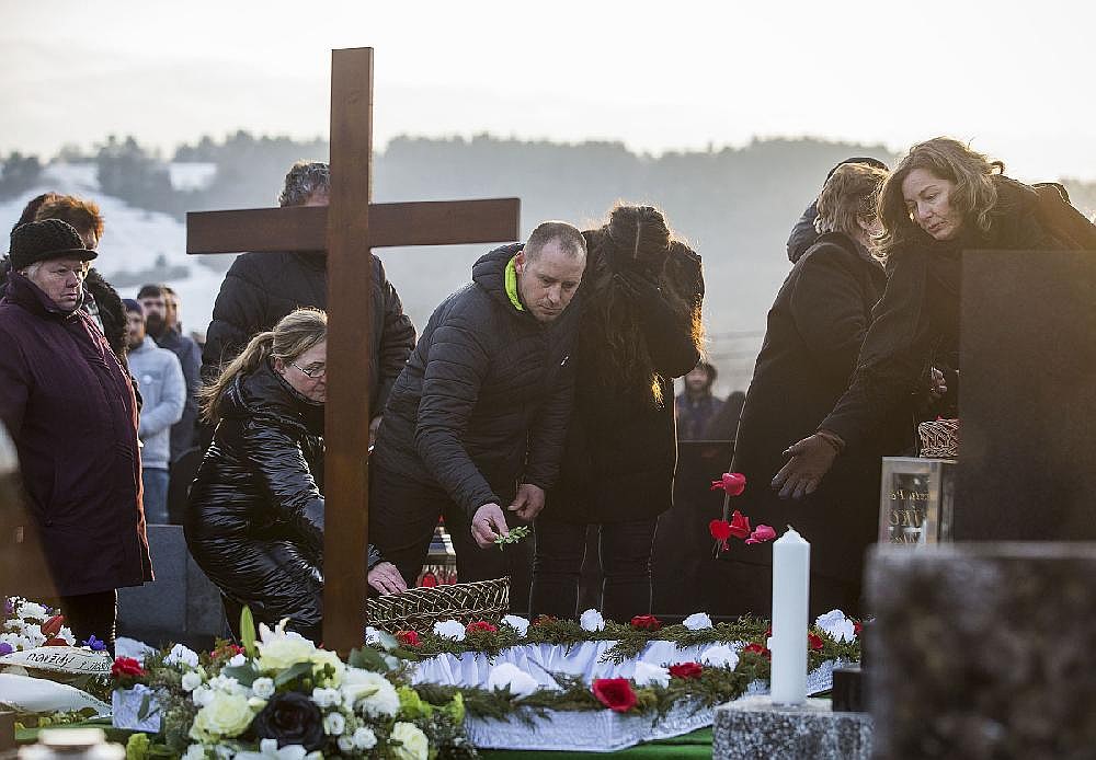 Slovaks mourn journalist killed after mafia articles