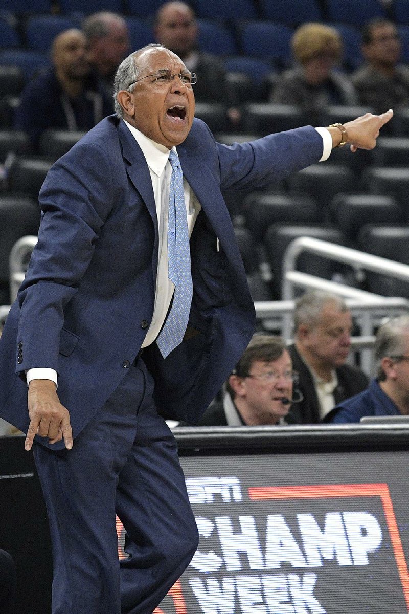 Memphis Coach Tubby Smith said NCAA regulations regarding transfers in college basketball teaches athletes
“to quit.”
