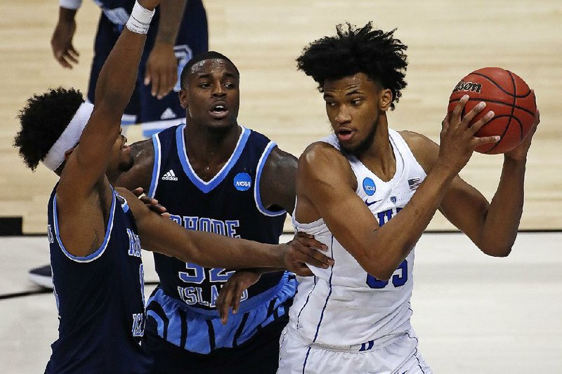 Duke freshman Marvin Bagley III (right) is averaging 22.0 points in two NCAA Tournament games for the Blue Devils. Bagley and the Blue Devils face Syracuse in the Midwest Region semifinals Friday in Omaha, Neb.  
