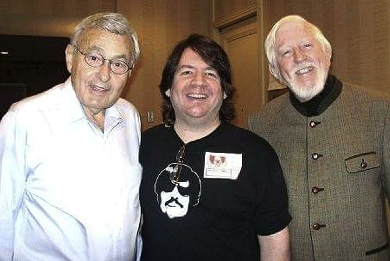 In this 2009 photo provided by his manager Stuart Hersh, Frank Avruch, left, who played Bozo the Clown, poses with Hersh, center and Carroll Spinney, who played Big Bird and Oscar the Grouch on Sesame Street, at the Chiller Theatre Expo in Parsippany, N.J. 