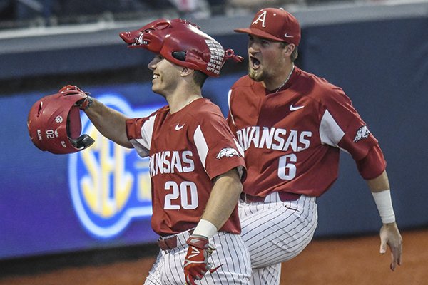 WholeHogSports - Morris looking to transfer from Arkansas for final season