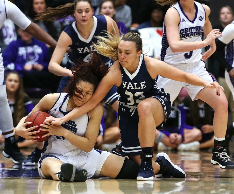 Farris Center Setback Yale Finishes Off Uca For Title