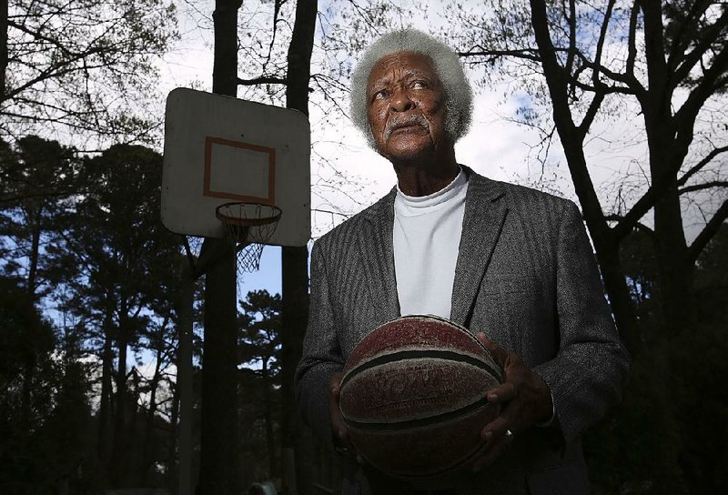 ARKANSAS SPORTS HALL OF FAME: Basketball a staple during Oliver