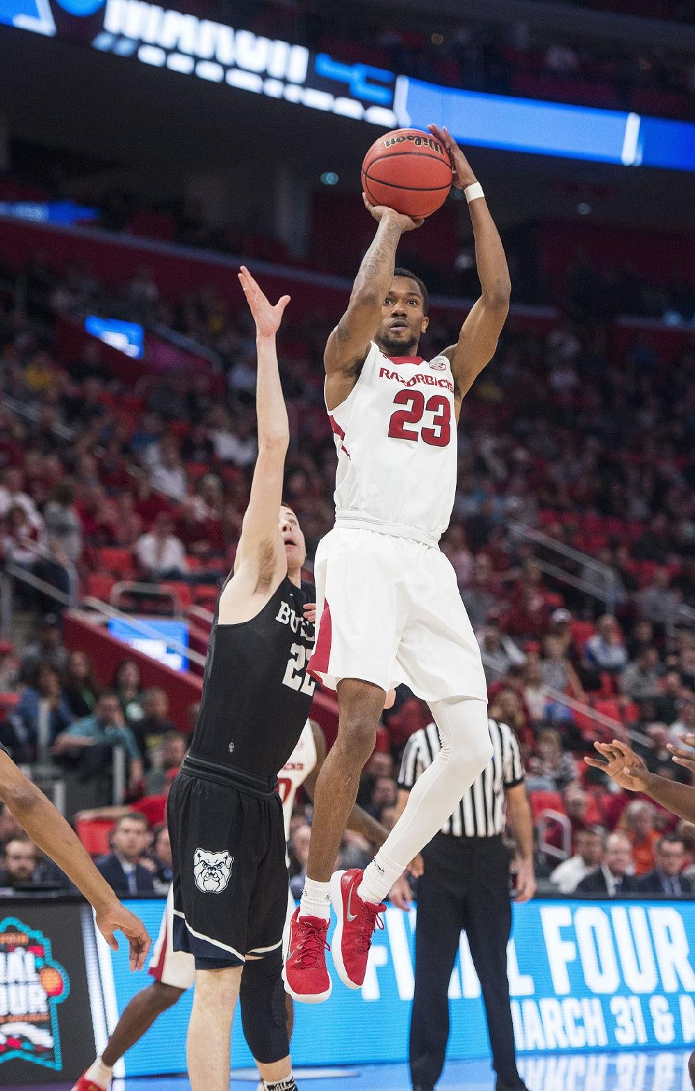 Hall Jones Decide To Part With Hogs Basketball Team