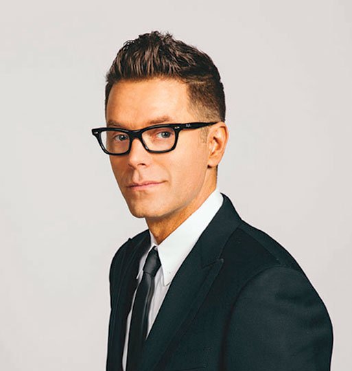 Submitted photo HOMETOWN TALENT: Nationally syndicated radio host and Mountain Pine native Bobby Bones made his debut Sunday on "American Idol." He will be mentoring the top 24 contestants this season.