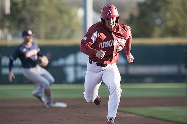 Razorbacks baseball team finds comfort at home | The Arkansas Democrat ...