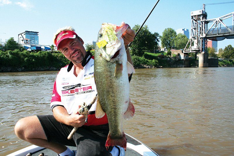 Since 1990, tournament anglers like Mark Davis of Columbia, S.C., have been providing information on the bass they catch for the Game and Fish Commission’s Arkansas Tournament Information Program.